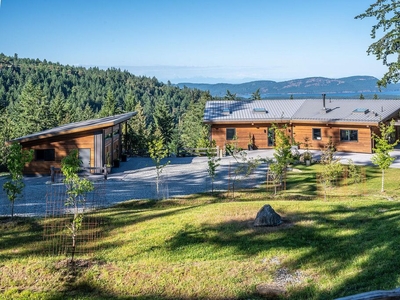 Luxury Detached House for sale in Salt Spring Island, British Columbia