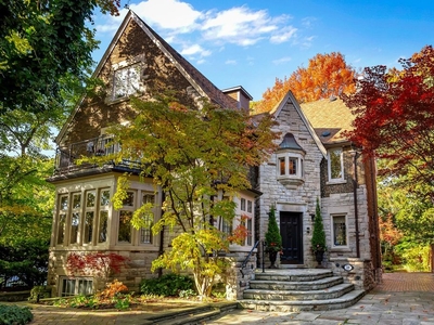 Luxury Detached House for sale in Toronto, Canada