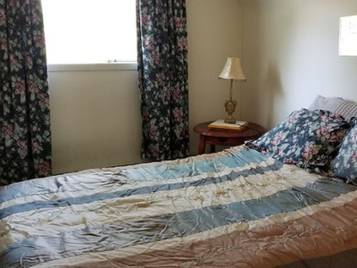 Room for rent in downtown area Windsor.