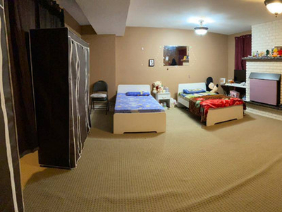Spacious room available for 1 female student to share wef 1 May