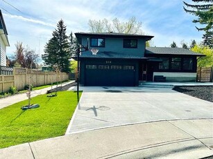 House For Sale In Canyon Meadows, Calgary, Alberta