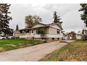 House For Sale In Highland Park, Grande Prairie, Alberta
