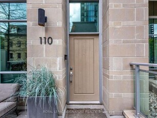 Townhouse For Sale In Old Town, Toronto, Ontario