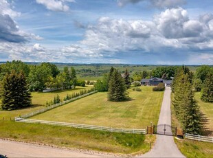 117 Hill Spring Meadows, Rural Rocky View County, Alberta–