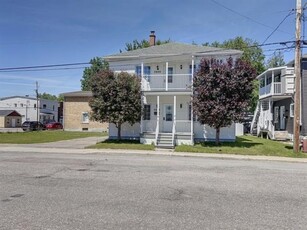 Duplex for sale (Saguenay/Lac-Saint-Jean)
