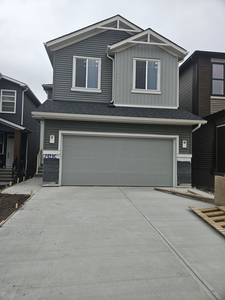 Calgary House For Rent | Glacier Ridge | Stylish 4-Bed Front Garage Home
