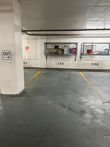 DOWNTOWN HEATED SECURE PARKING