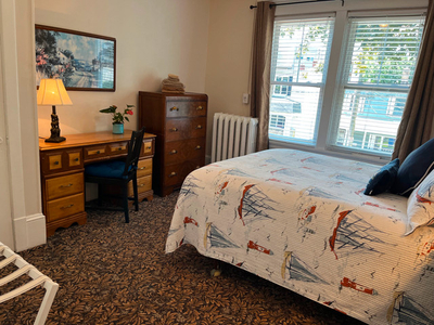 Halifax South 4 bedroom furnished flat - $950 per room