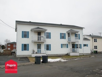 Quadruplex for sale (Centre-du-Québec)