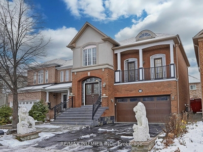 111 Ferdinand Ave Vaughan, ON L6A3H6