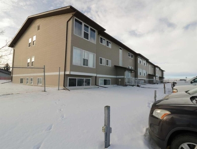212, 101 Big Hill Way Se, Airdrie, Residential