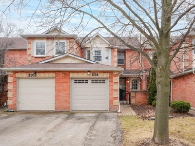 1194 McCraney Street E | Castle Green | Oakville