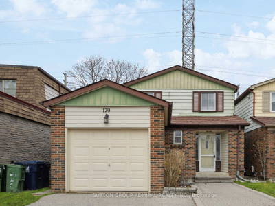 3 Bed House in L'Amoreaux! Garage, Hardwood, TTC Nearby!