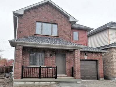 Barrie South End - 3 Bedrooms + Den/Office, 3 Bath Home For Rent
