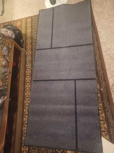 Excellent condition area rug 4ftx20inches