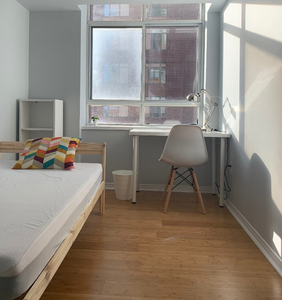 Furnished Room in Downtown, All-Inclusive [Female Only]