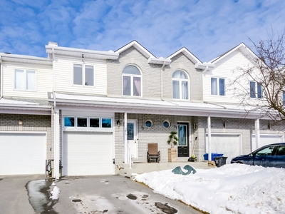 House for sale, 31 Rue Martineau, Gatineau, QC J8P7Y7, CA, in Gatineau, Canada