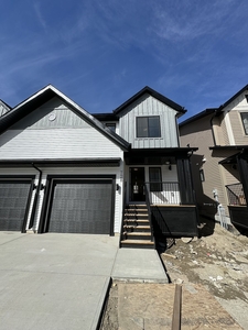 Airdrie Pet Friendly Duplex For Rent | Airdrie Duplex Brand New For