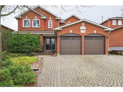 House For Sale In Clearview, Oakville, Ontario