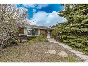 House For Sale In Canyon Meadows, Calgary, Alberta