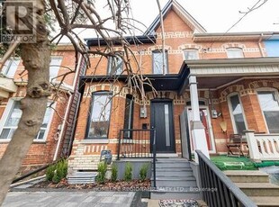 House For Sale In Niagara, Toronto, Ontario