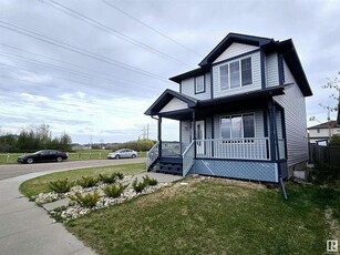 House For Sale In Silver Berry, Edmonton, Alberta