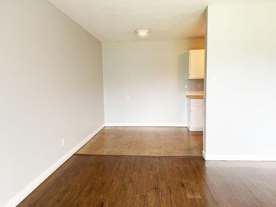 1 Bedroom Apartment Unit Fort McMurray AB For Rent At 1200