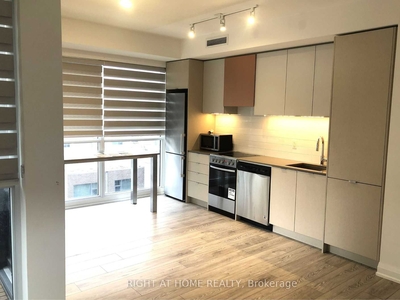 Condo/Apartment for sale, 633 - 26 Gibbs Rd, in Toronto, Canada