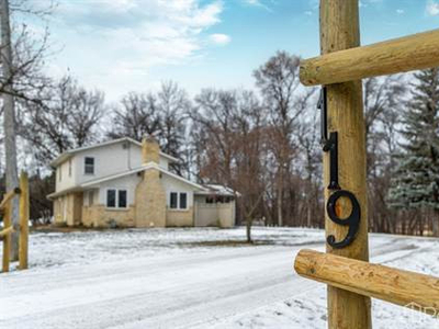 Homes for Sale in South St. Vital, Winnipeg, Manitoba $599,900