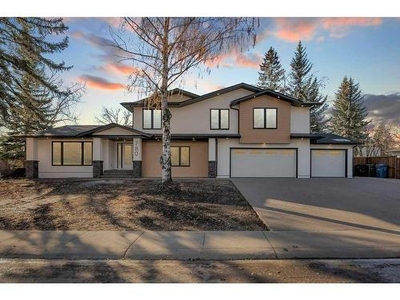 House For Sale In Willow Park, Calgary, Alberta