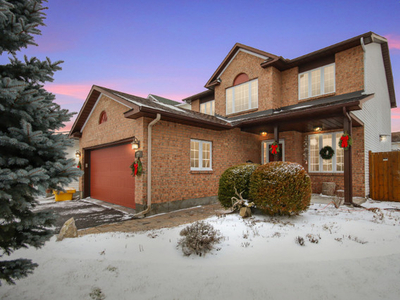 Thinking About a Move…You MUST see 27 Stonepath Cres STITTSVILLE