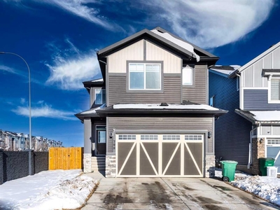 700 Midtown Drive Sw, Airdrie, Residential