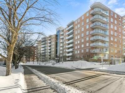 Condo/Apartment for sale, 2323 Av. Chapdelaine, Sainte-Foy/Sillery/Cap-Rouge, QC G1V5B9, CA, in Québec City, Canada