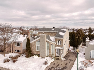 House for sale, 141 Carré de Cunault, Lachenaie, QC J6W5R1, CA , in Terrebonne, Canada
