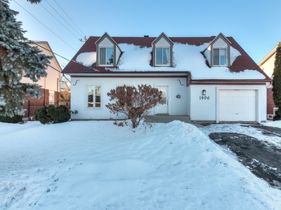 House for sale, 1900 Crois. Seguin, Brossard, QC J4X1K8, CA , in Brossard, Canada