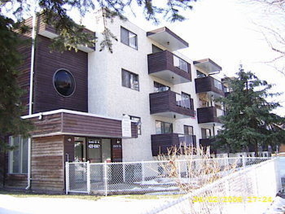Edmonton Apartment For Rent | Boyle Street | Clean , Quiet and Secure