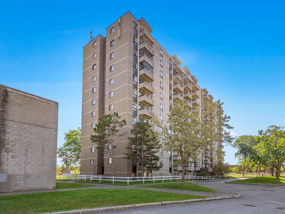 Ottawa Apartment For Rent | Ledbury - Heron Gate - Ridgemont | 2969 Fairlea Crescent