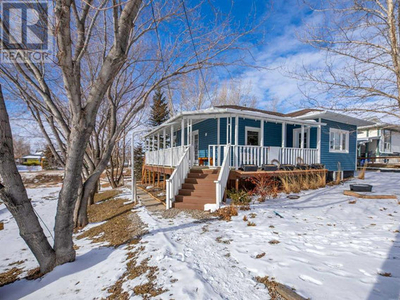 308 Glyde Street Rosebud, Alberta