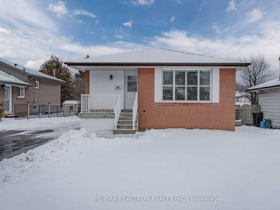 3+1 Bed 2 Bath All Brick Bungalow At Liverpool & Bayly
