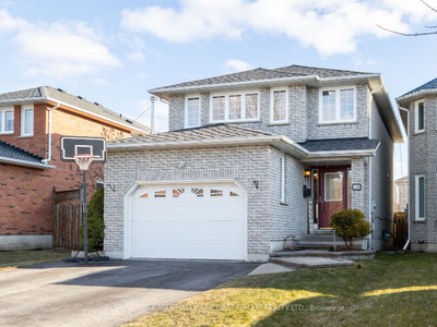 ⭐BEAUTIFUL 3 BEDROOM FAMILY HOME IN COURTICE FOR SALE!