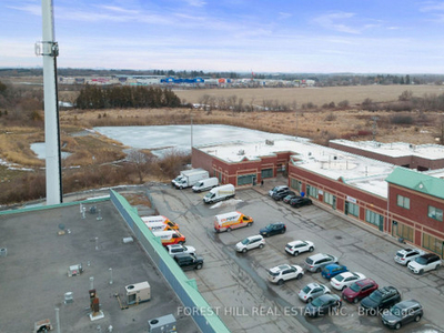 Commercial in Whitchurch-Stouffville