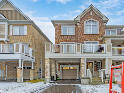 Gorgeous End Unit Townhome in Desirable Whitby!