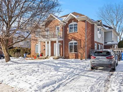 Homes for Sale in Brossard, Quebec $508,000