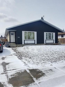 House For Sale In Patterson Place, Grande Prairie, Alberta