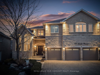 Look At This 7 Bdrm 5 Bth in Vaughan