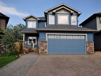 4 Bedroom House Fort McMurray AB