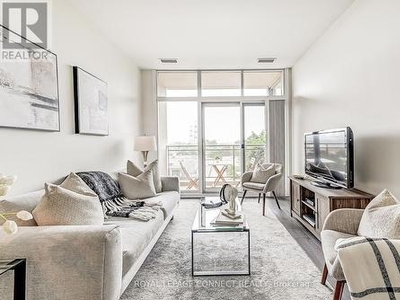Condo For Sale In Thorncliffe Park, Toronto, Ontario