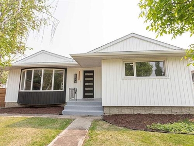 House For Sale In Avonmore, Edmonton, Alberta