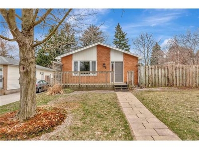 House For Sale In Country Hills, Kitchener, Ontario