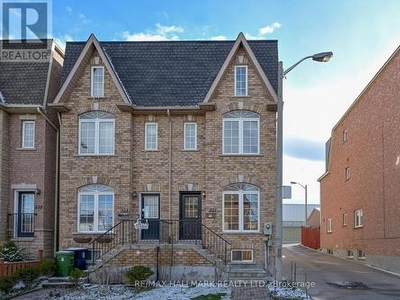 House For Sale In Junction Triangle, Toronto, Ontario